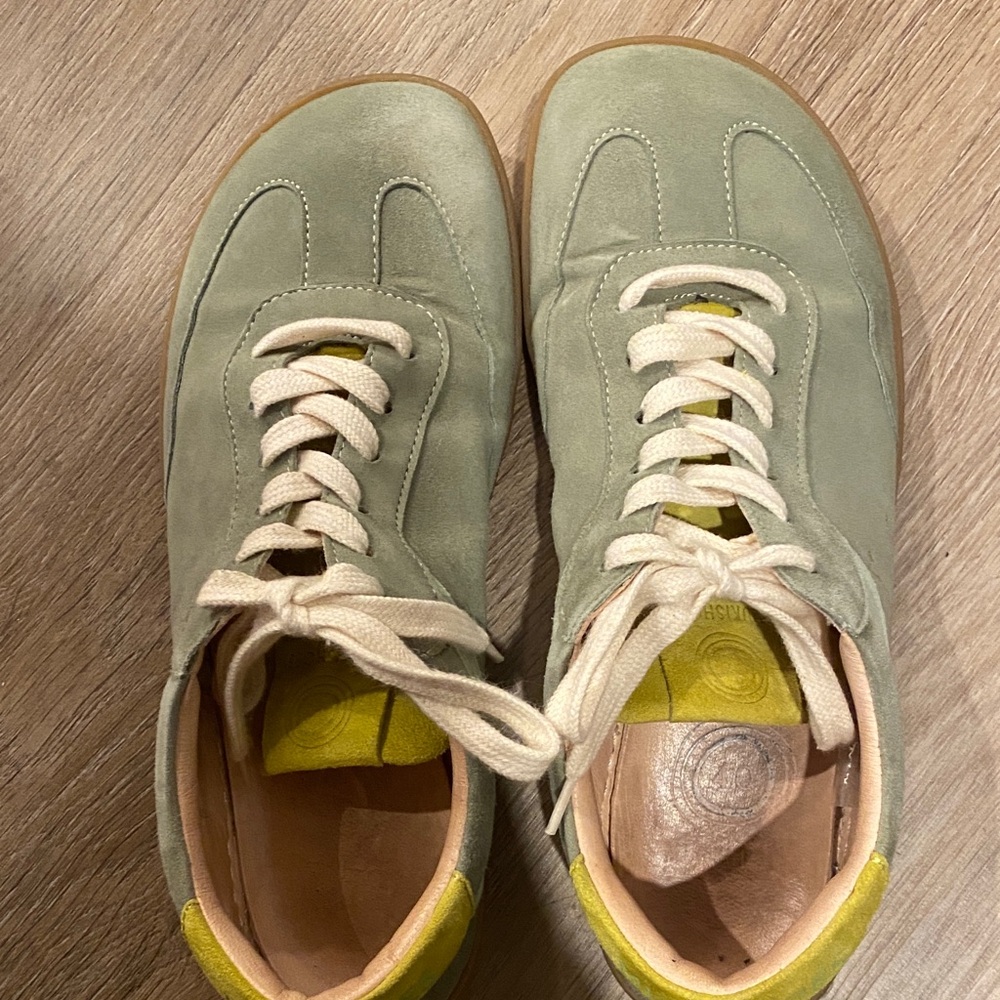 Muki lyra barefoot women’s shoes